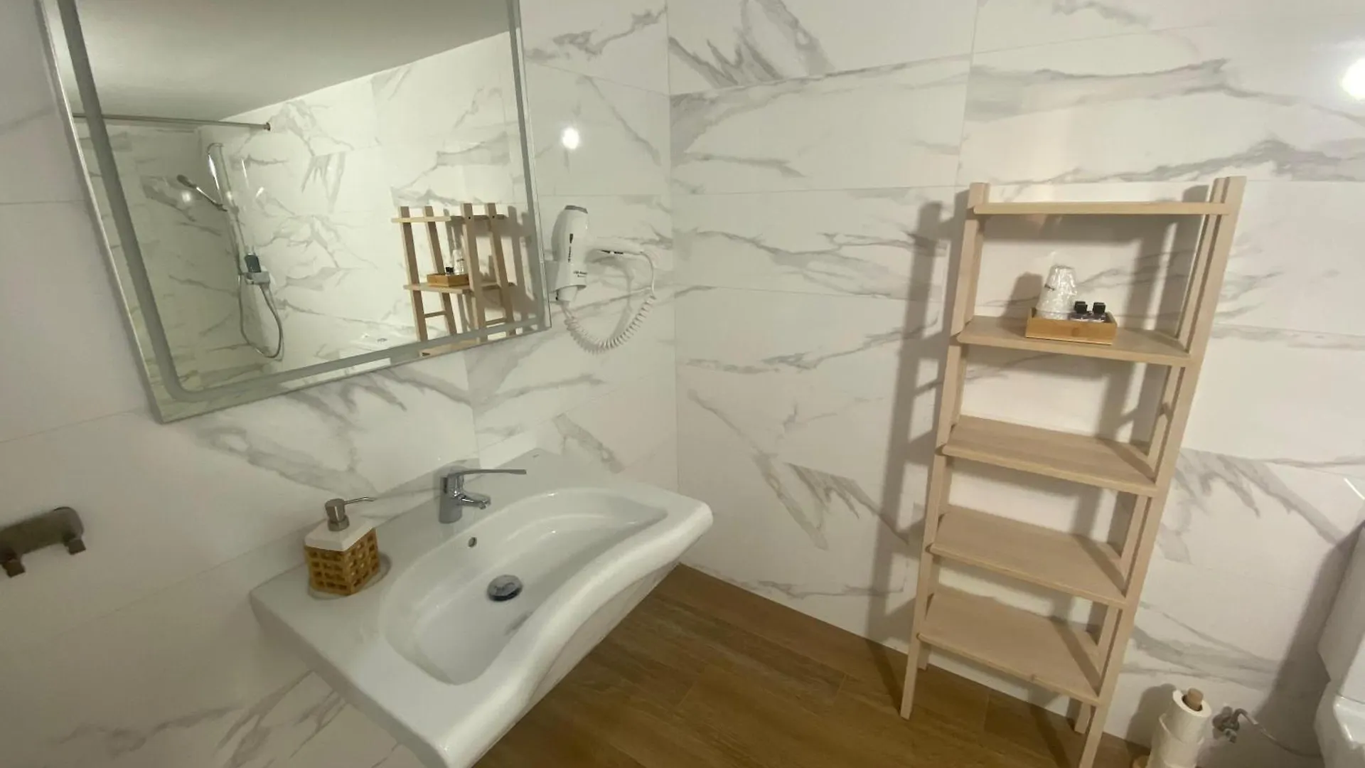 Apartamento La Victoria 3 Cordoba Spain